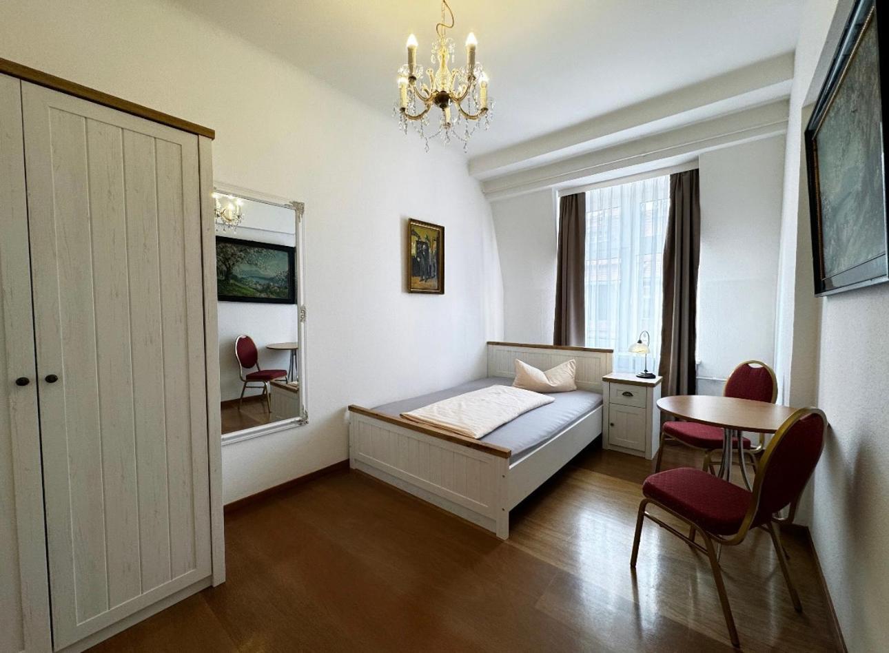 Hotel Zu den Linden Dresden Eksteriør bilde