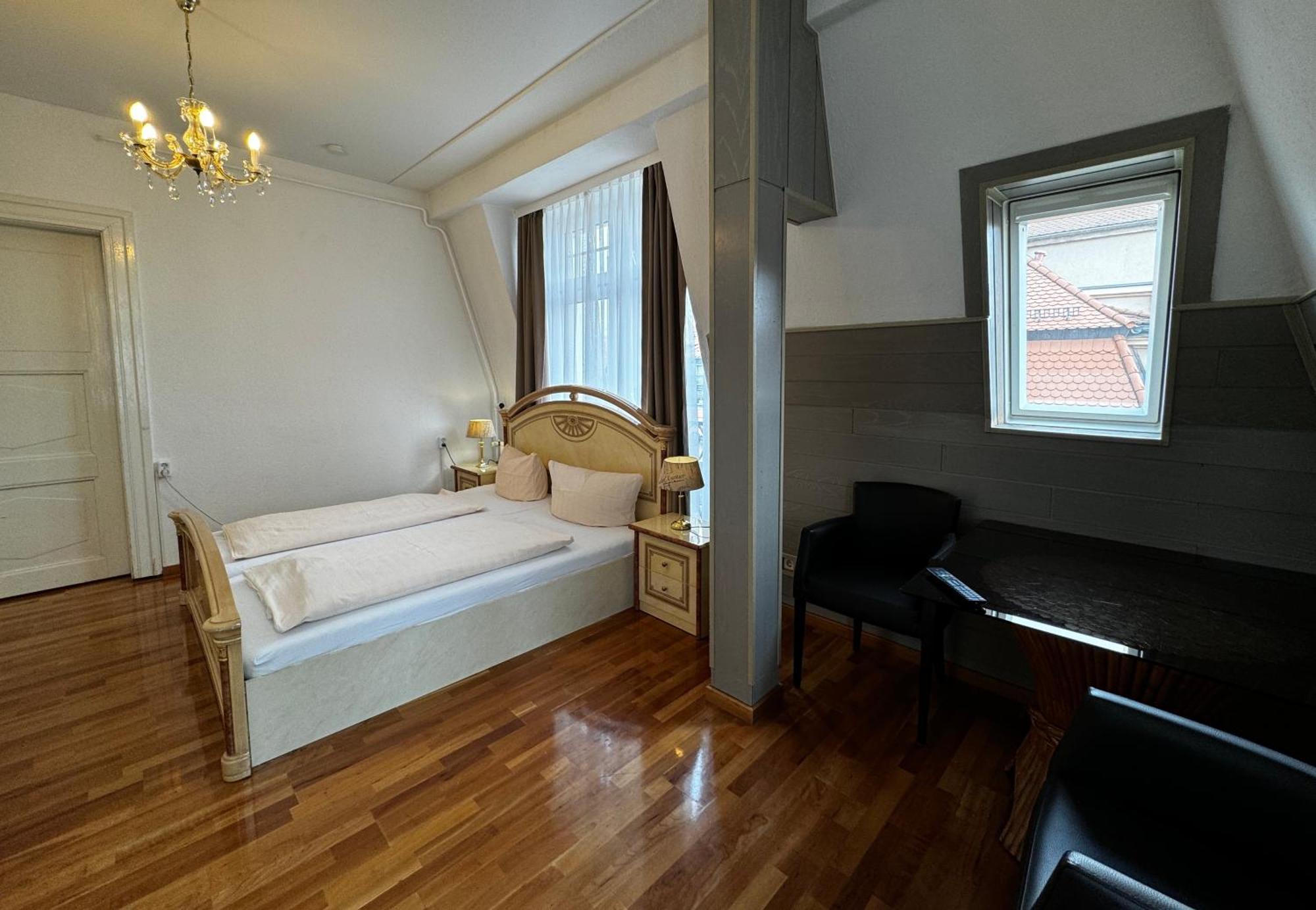 Hotel Zu den Linden Dresden Eksteriør bilde